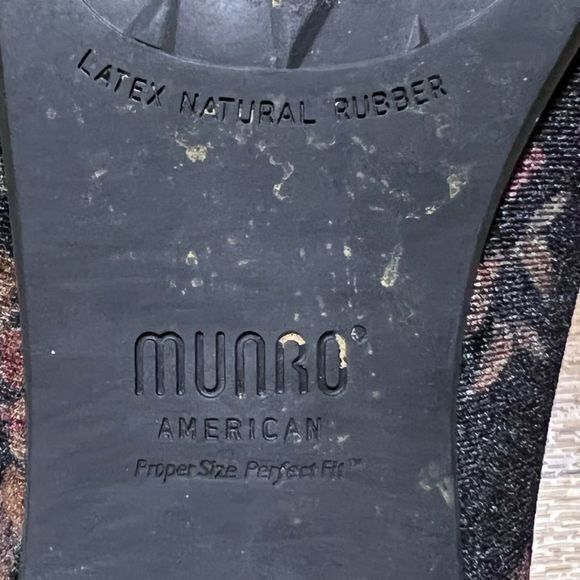 Munro Sz 8 American Proper Perfect Fit Floral Velvet‎ Lulu Slip On Loafers - Picture 7 of 7